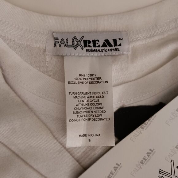 “Faux Real” Womens Small Dress Up Captain Halloween Costume Photorealistic Shirt - Picture 6 of 7